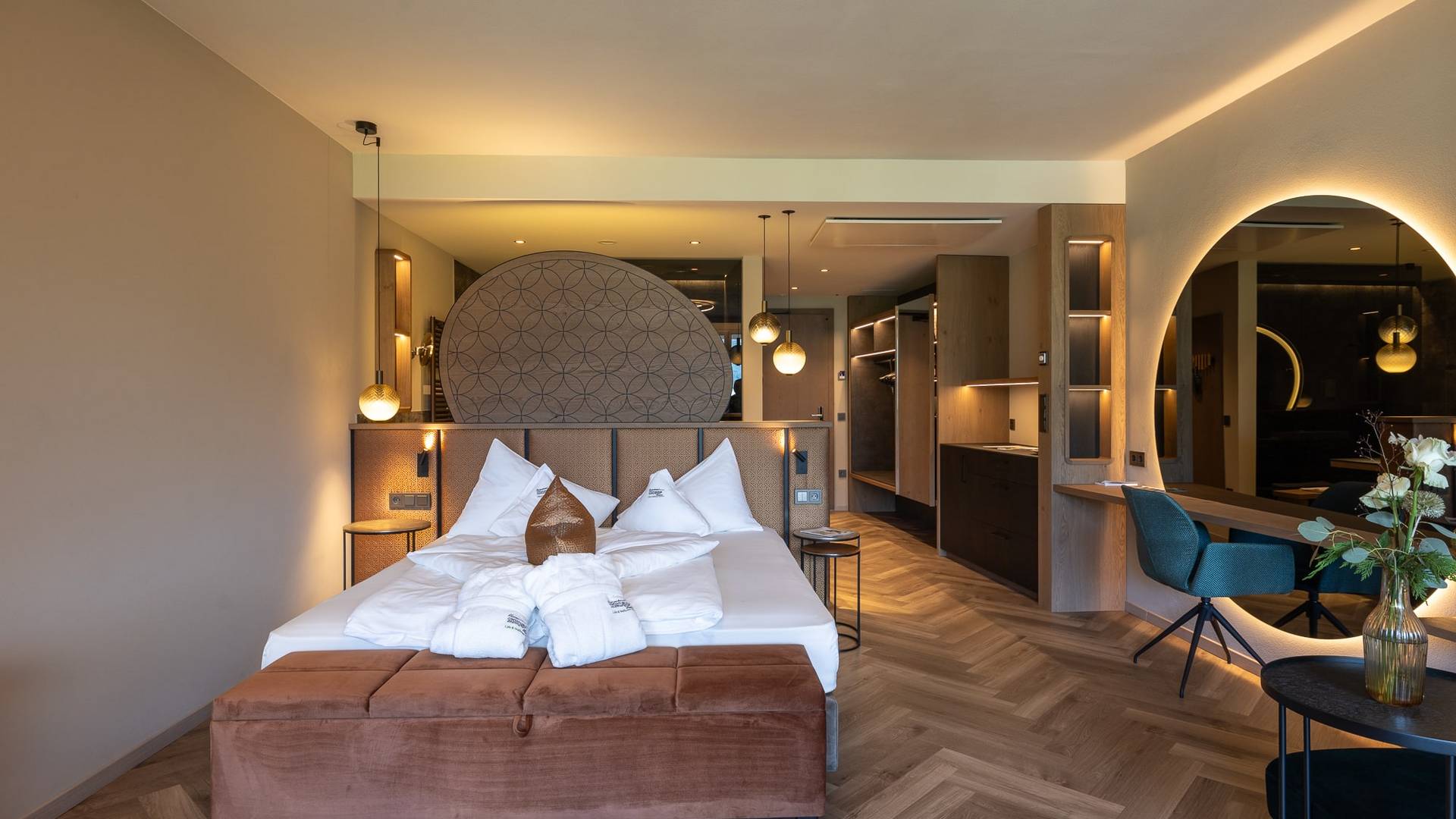 Rooms and suites at Gartenhotel Moser