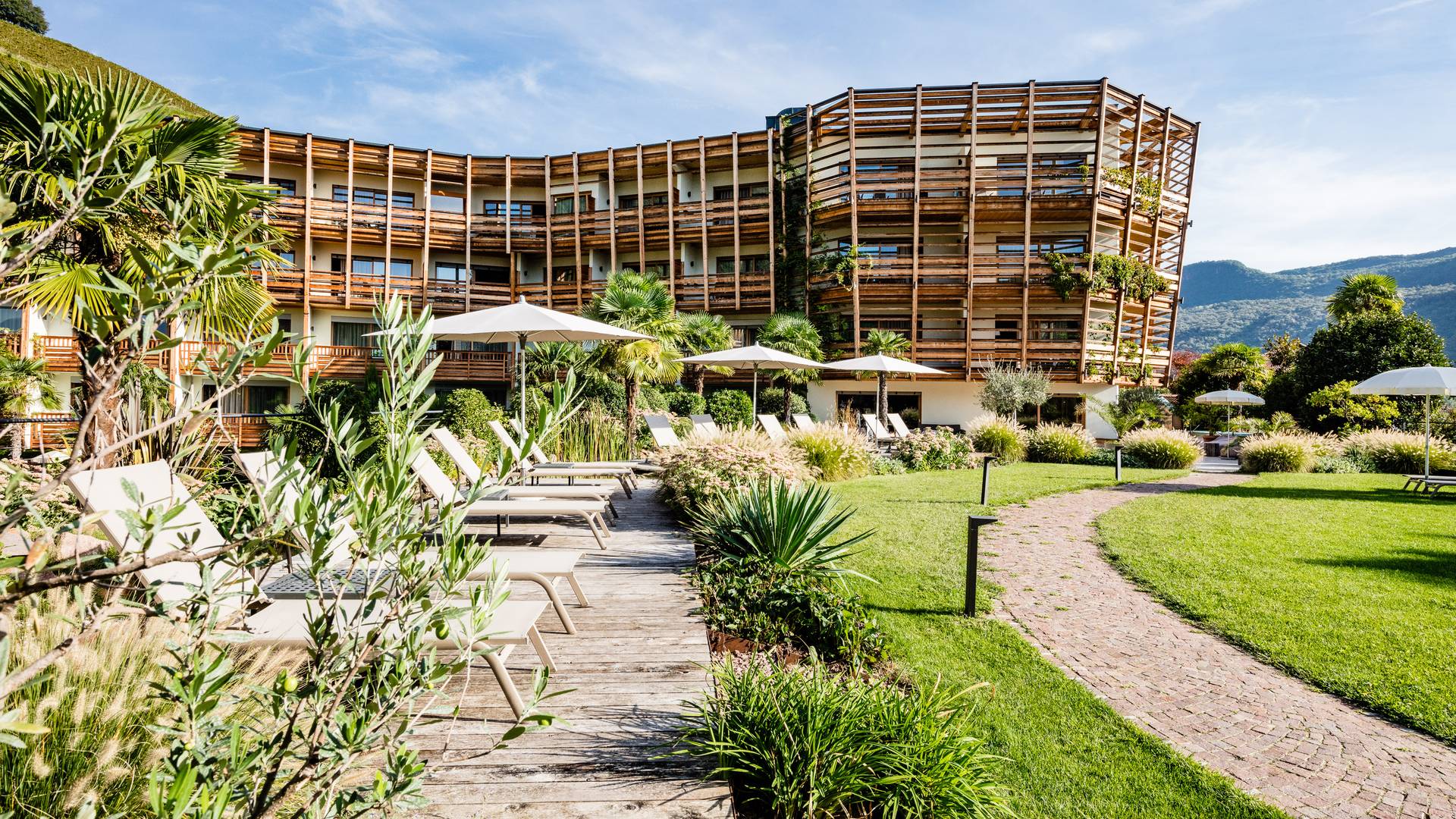 Seeleiten hotel by Lago di Caldaro/Kalterer See